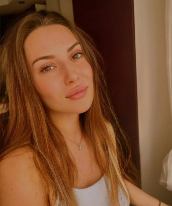 Со мной ты познаешь настоящее блаженство 💋 Я опытная и знаю, как доставить наслаждение и расслабление. У меня есть все необходимое для незабываемого вечера: страсть, ласка и сексуальная фантазия. Фото в профиле - 100% мои. Возможны индивидуальные программы, такие как экспресс массаж, стриптиз, эротический массаж. Получи океан удовольствия от встречи со мной. Все встречи проходят в атмосфере полной конфиденциальности и безопасности. Отзывы о моей работе говорят сами за себя. Живу в Москве, где буду рада встретить тебя и подарить незабываемые эмоции. Обещаю, ты точно не пожалеешь о встрече со мной! 💫💫💫 Эльжбета