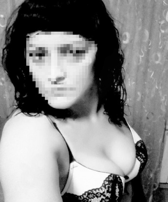 В моих объятиях ты забудешь о всех проблемах и погрузишься в море наслаждения. Я предлагаю широкий спектр услуг, которые помогут тебе испытать незабываемые ощущения. Открой для себя новые грани удовольствия вместе со мной. В моей коллекции есть отзывы и фотографии, гарантирующие, что я не только красива, но и умна. Живу в самом центре Москвы и приглашаю в свою атмосферную квартиру для незабываемого времяпровождения. 🌟🌹💋 Надинчка