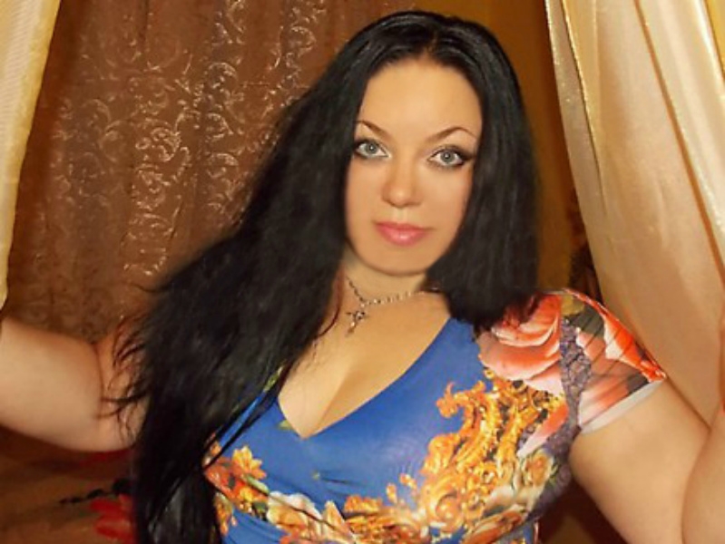 Со мной ты погрузишься в мир удовольствия и наслаждения. У меня есть много талантов, которыми я смогу удивить тебя. Сексуальные игры, массаж, ролевые игры - выбирай, что ты предпочитаешь. Мои услуги настолько разнообразны, что утолять твои желания не составит труда. Отзывы моих довольных клиентов говорят сами за себя. 🌟 Смотри мои фото - они подчеркивают мою красоту и страсть. Сделай следующий шаг и вместе мы создадим незабываемые воспоминания. Не медли, свяжись со мной прямо сейчас! 💋💫 София